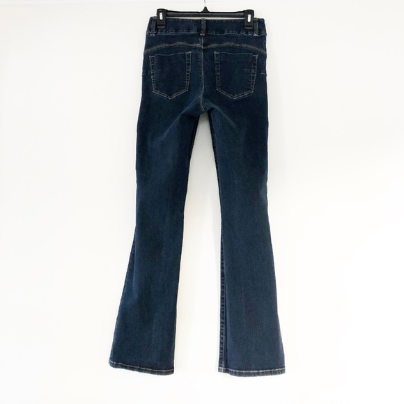 High Waisted Jeans - Picture 6 of 6